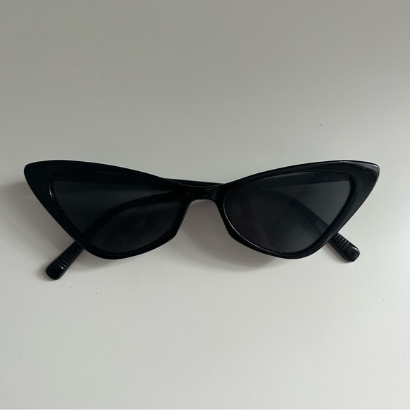 ❤️Cat Eye Fashion Glasses❤️ - Picture 3 of 4